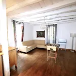 Woodland Hill Retreat Holiday home