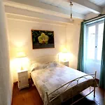Woodland Hill Retreat Holiday home Blanquefort-sur-Briolance