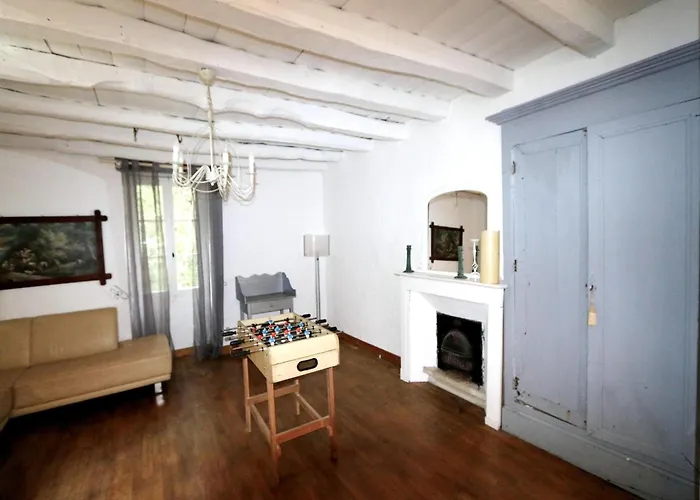 Blanquefort Woodland Hill Retreat * Blanquefort-sur-Briolance